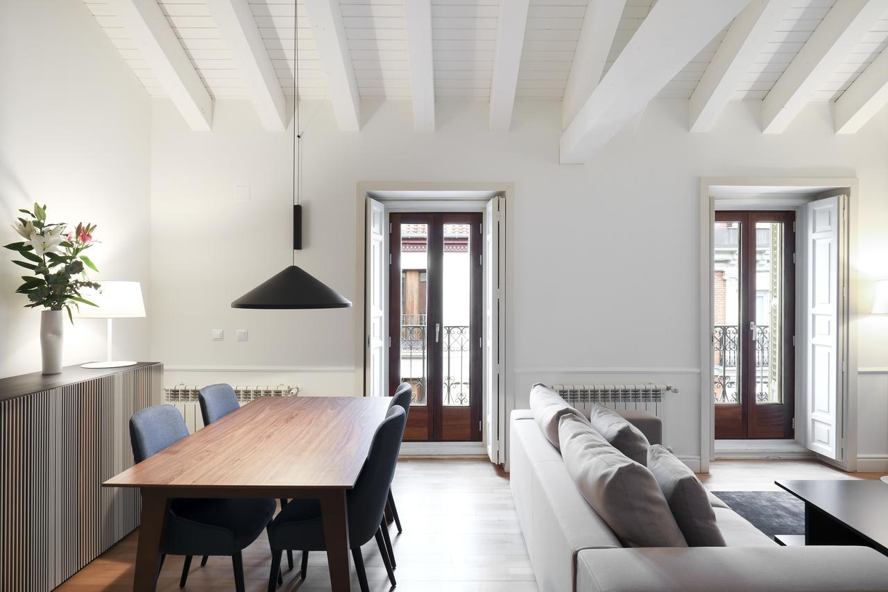 Recoletos House Aparthotel Madrid Exterior photo